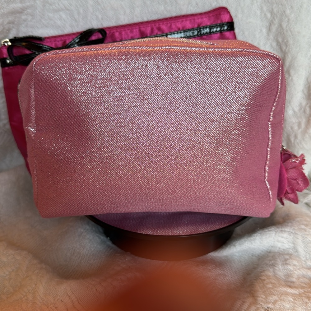 Lancôme Pink Makeup Women's 2 Bag Set! NWOT! - Picture 3 of 12